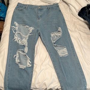 Women’s Ripped Jeans